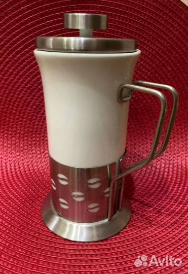 Фарфоровый заварочный чайник. 300 мл