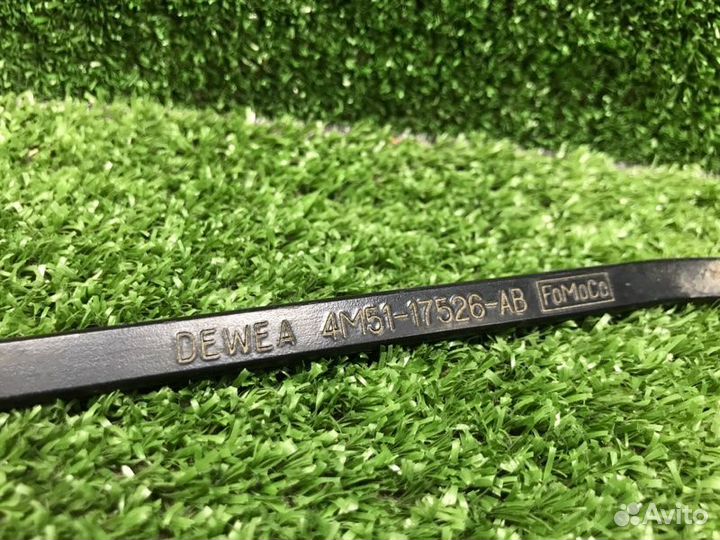 Поводок стеклоочистителя передний левый Ford Focus