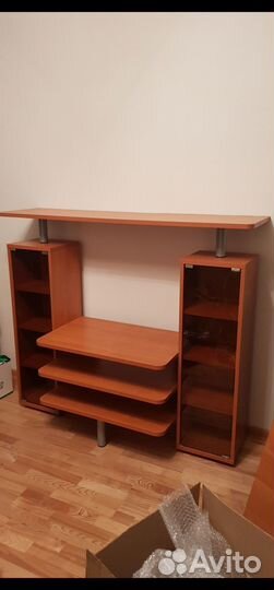Продается стойка с полками для телевизора