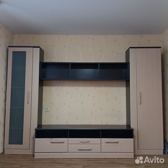 Стенка в гостиную бу