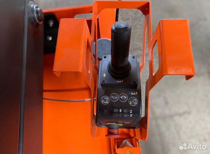 Подъемник с платформой компактный Noblelift SC08EC