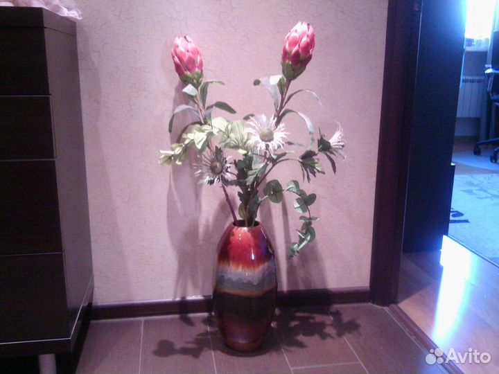 Напольная ваза