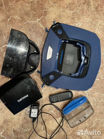 Робот пылесос philips
