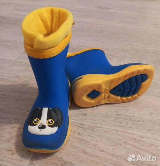 Детские резиновые сапоги 24 размер