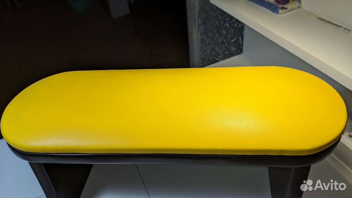 Подставка для рук маникюрная