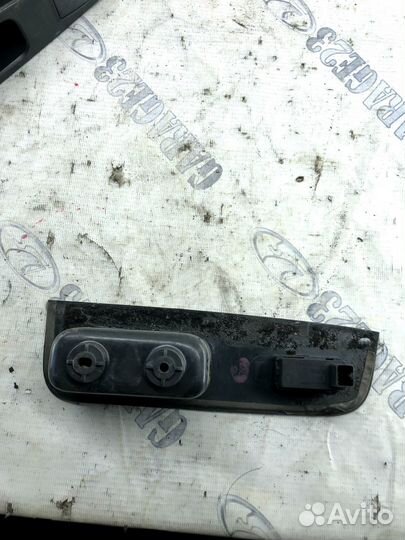 Кнопка стеклоподъемника ваз
