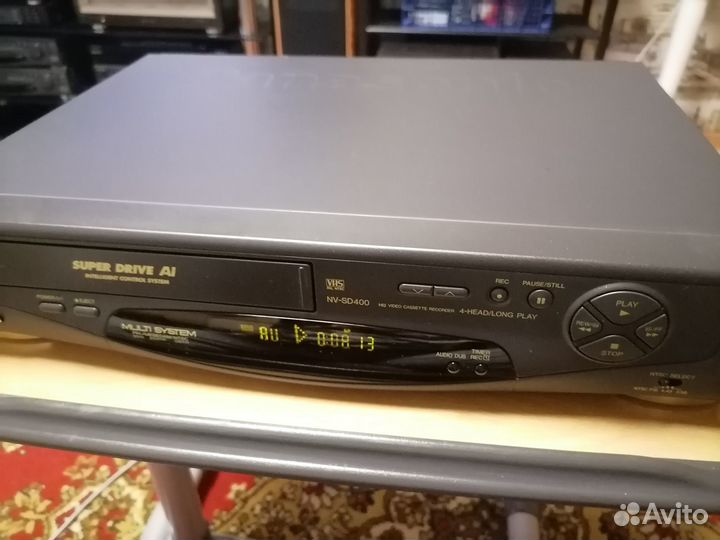Видеомагнитофон Panasonic NV-SD400