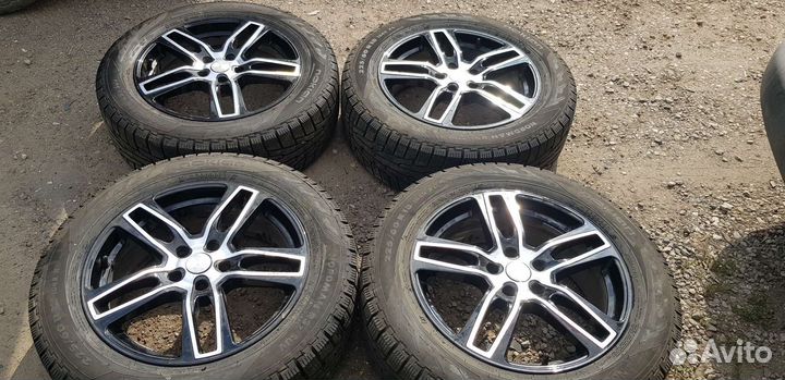 Зимние колеса на Toyota rav 4