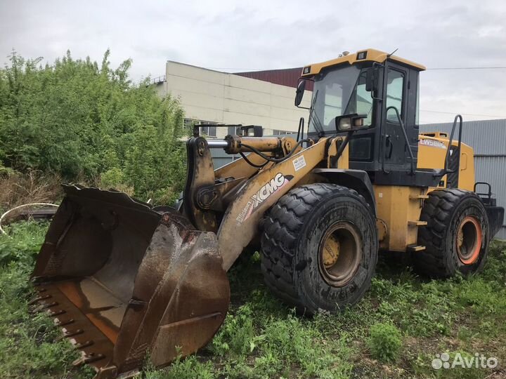 Фронтальный погрузчик XCMG LW500F, 2013