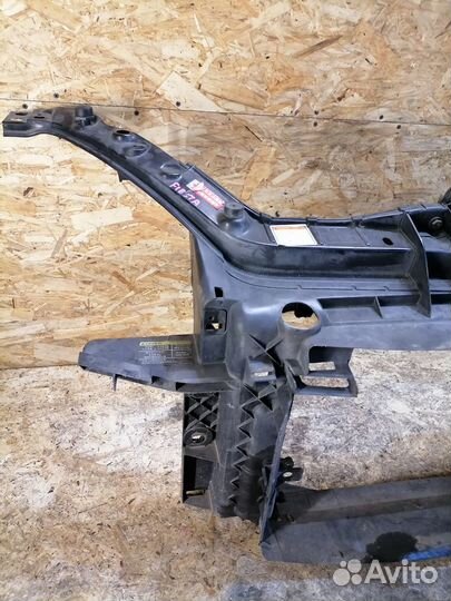 Панель передняя Ford Fiesta MK5