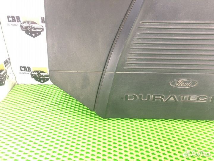 Крышка двигателя