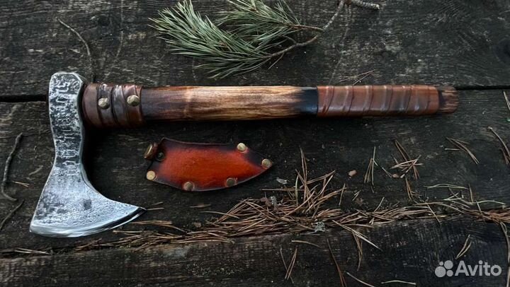 Топор кованый ручной работы