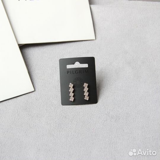 Км Оригинальные серьги гвоздики Pilgrim