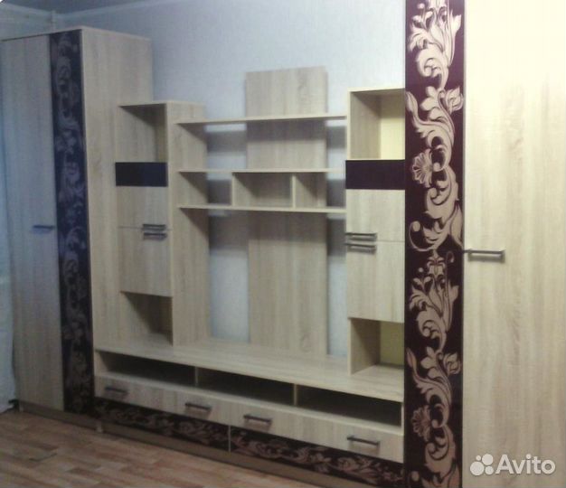 Стенка в гостиную бу