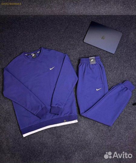 Спортивный костюм