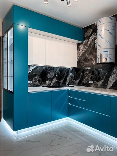 Угловая кухня 