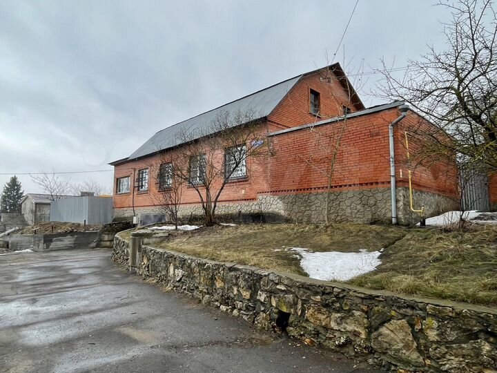 Дом 347,6 м² на участке 10 сот.