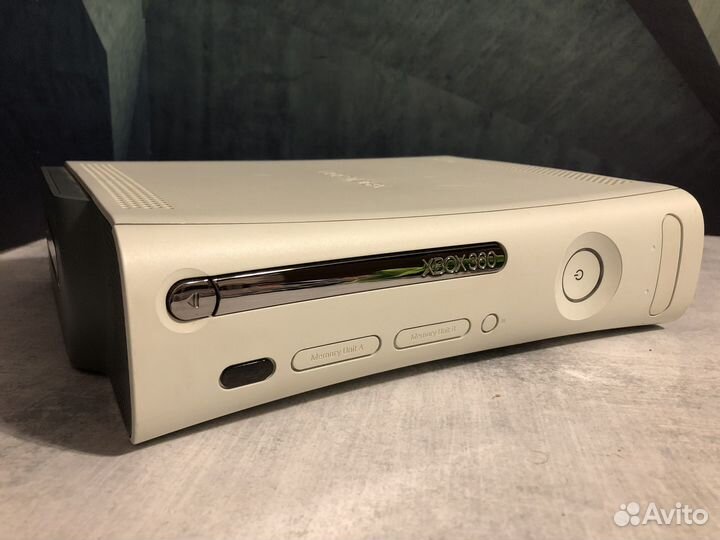 Xbox 360, 320gb(прошивка-freeboot + игры)