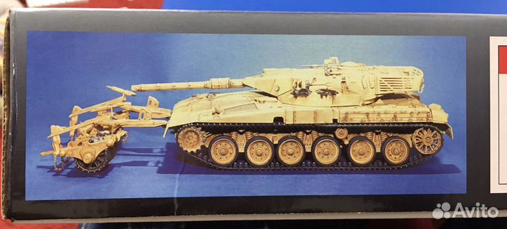 Модель танка Merkava II с минным тралом 1/35 MiniH