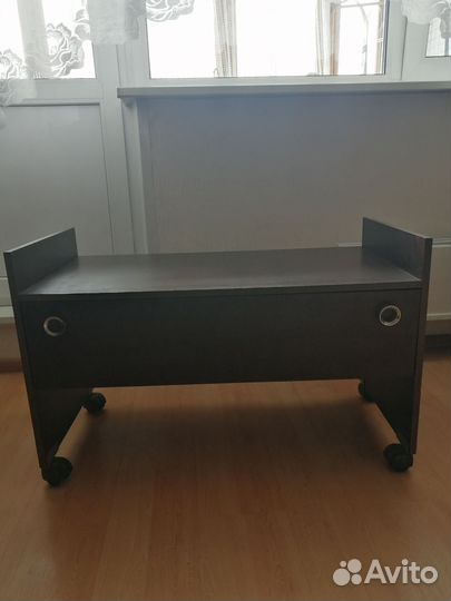 Тумба под телевизор