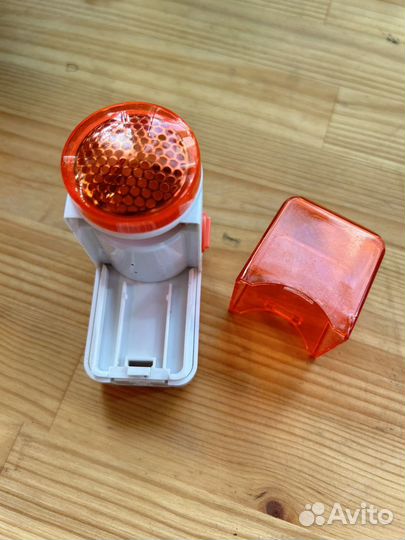 Машинка для удаления катышков