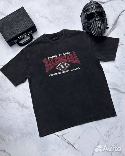 Balenciaga футболка
