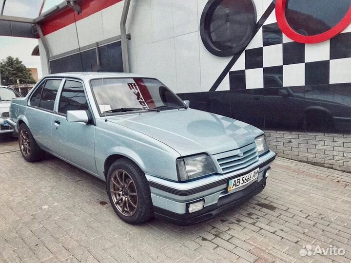 Opel ascona Ноускат