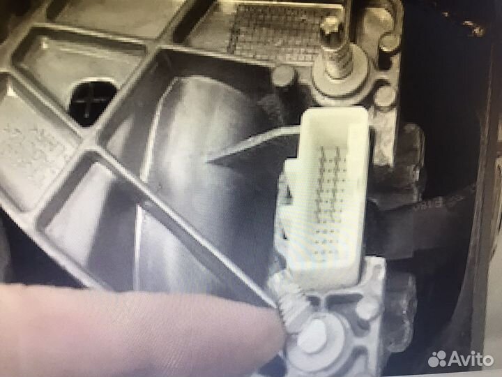 Зеркало боковое правое h9