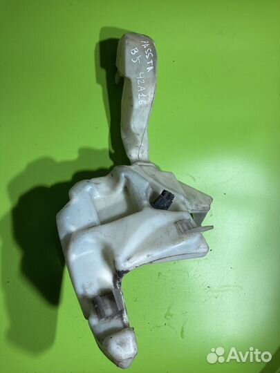 Бачок омывателя VW Passat B5,B5+