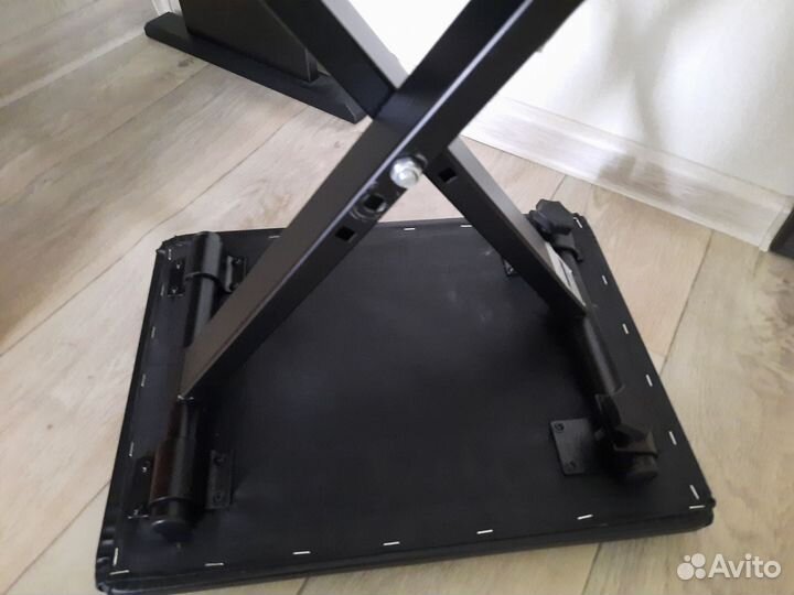 Банкетка для фортепиано регулируемая