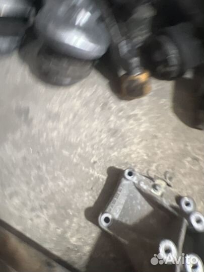 Кранштейн промежуточного вала Mercedes Vito w638