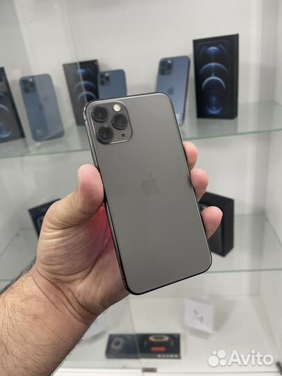 iPhone 11 Pro, 64 ГБ