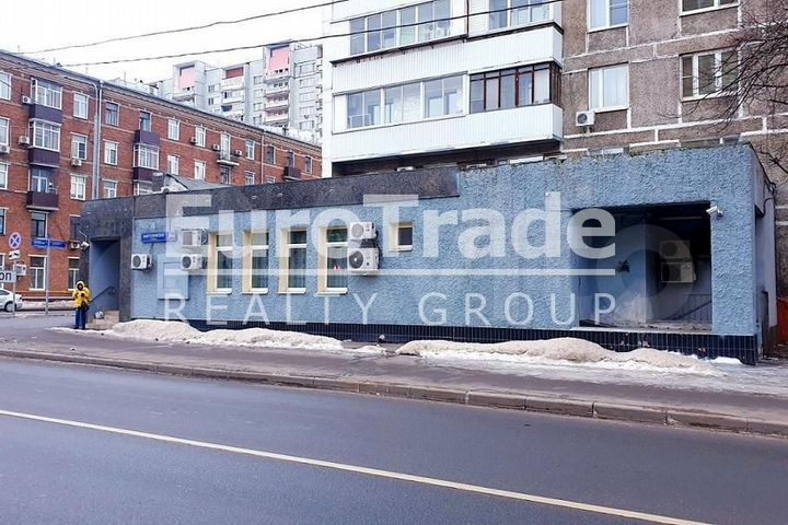 Сдам торговое помещение, 258 м²