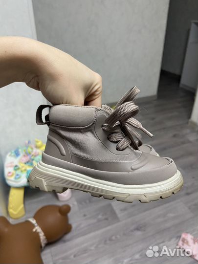 Ботинки для девочки zara