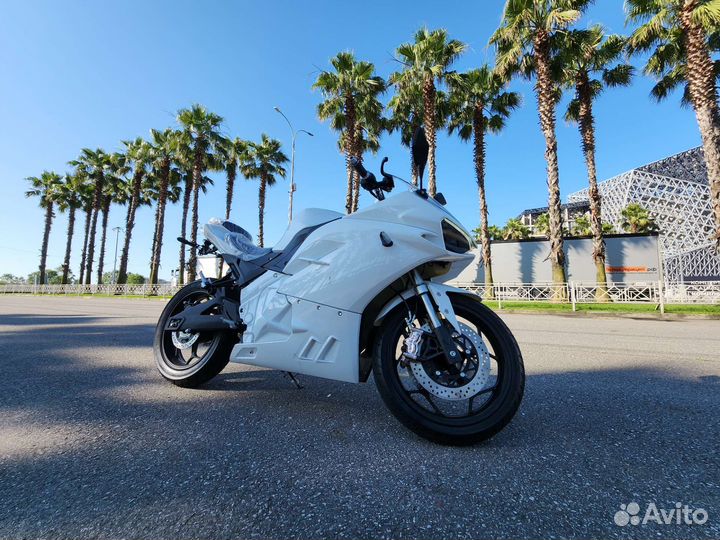 Электромотоцикл Ducati Panigale 8000W 120Ah