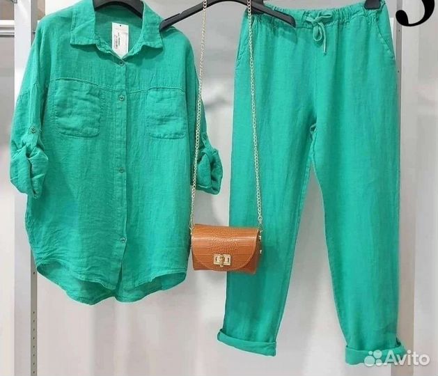 Брючный костюм женский новый