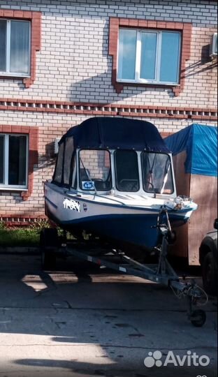 Катер Амур М