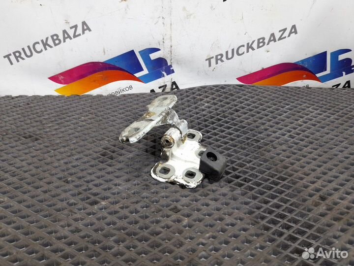 Петля двери Volvo FH