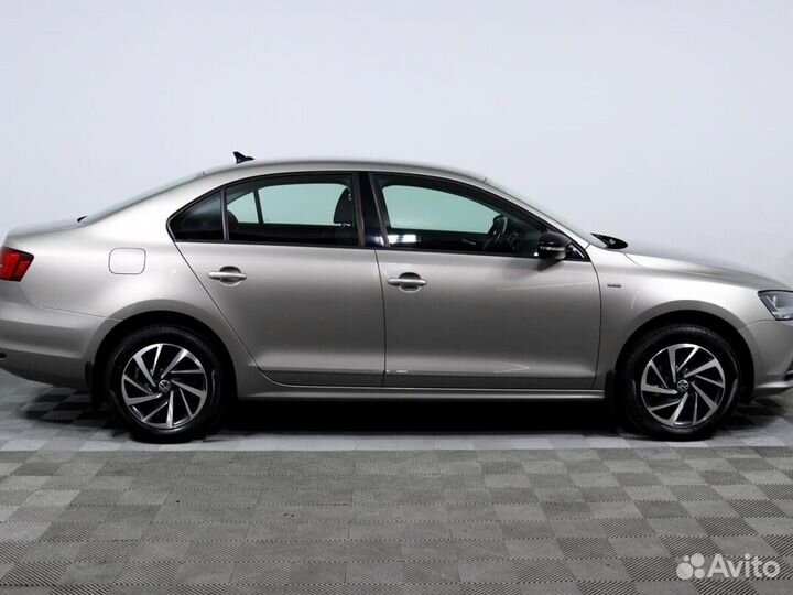 Volkswagen Jetta, 2018