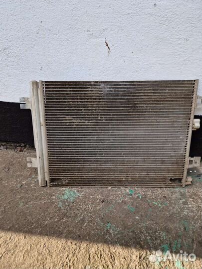 Продам радиатор кондиционера на Ваз