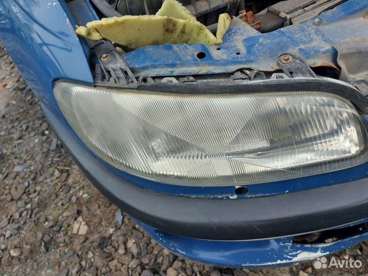 Фара левая, правая для Opel Omega B 94-03г