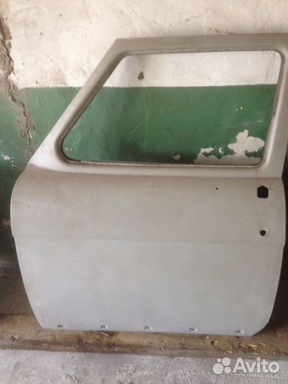 Двери на Газ 21