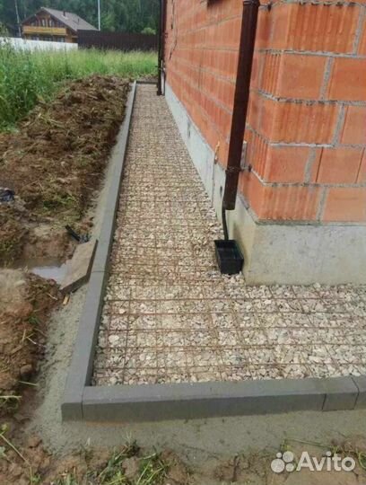 Бригада строителей