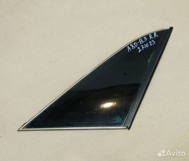 Стекло кузова заднее правое Audi 80 B3