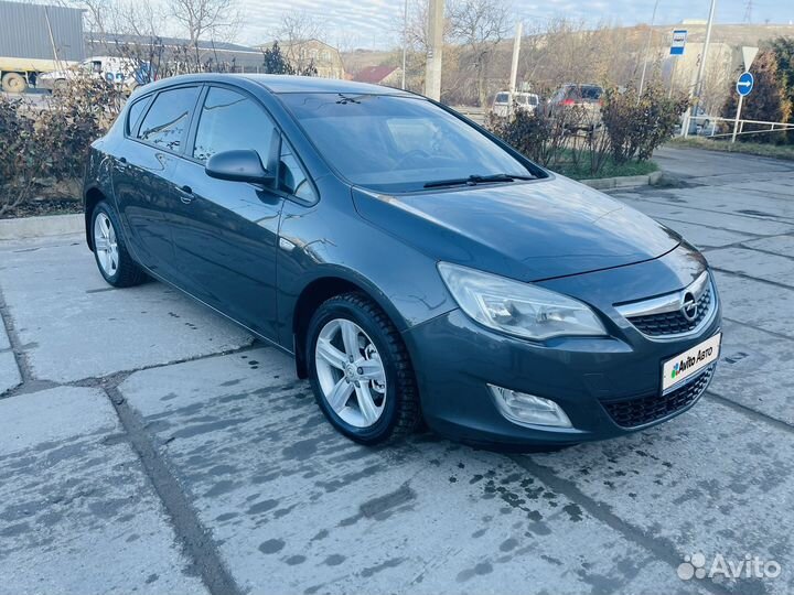 Opel Astra 1.6 МТ, 2012, 222 000 км
