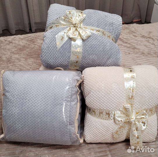 Новый плед молочный, серый на кровать
