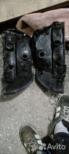 Фары Toyota Corolla