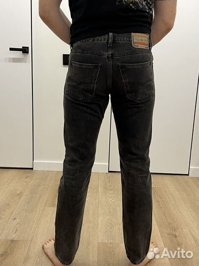 Джинсы diesel прямые