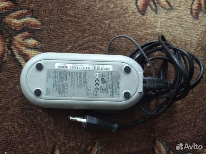 Блок питания для ноутбука