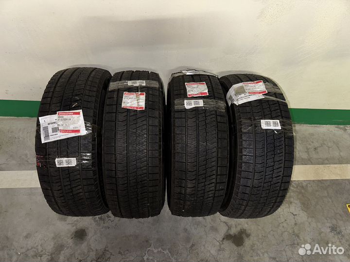 Bridgestone Blizzak Ice 215/55 R18 95S